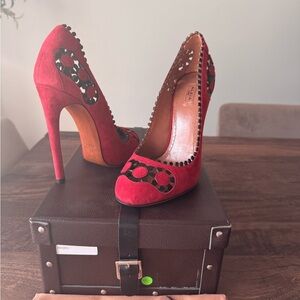 Alaia Suede Laser-cut Pumps